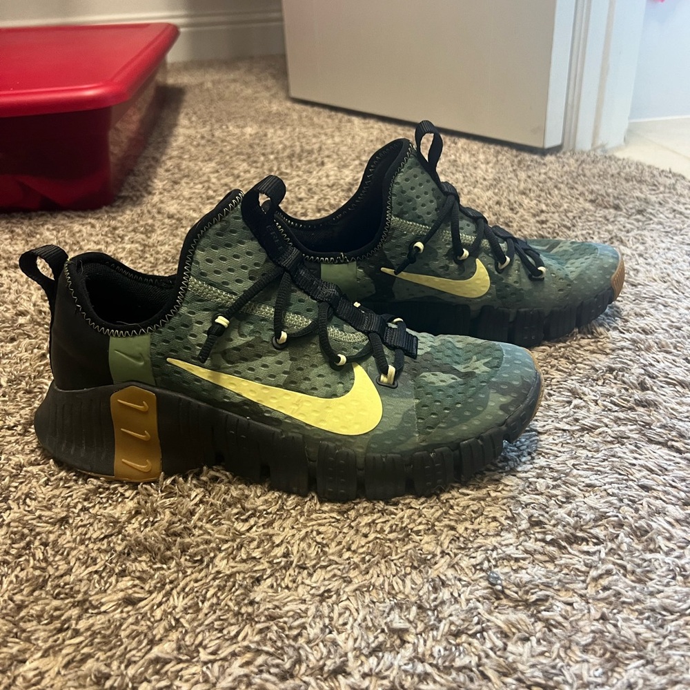 Nike Metcon shoes